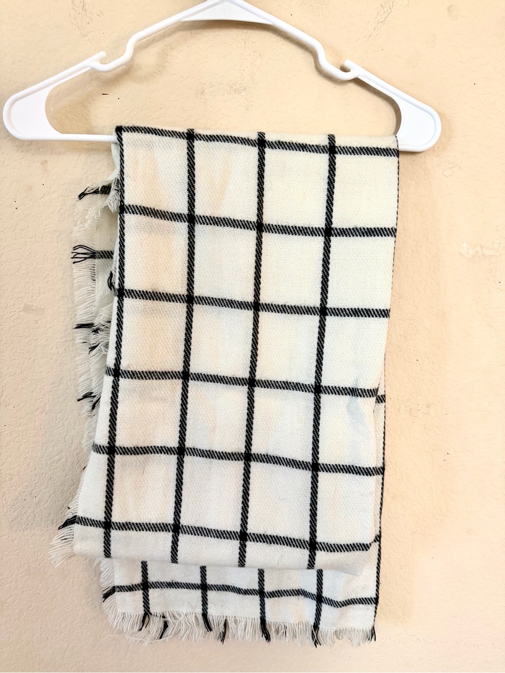 Classic Black & White Windowpane scarf